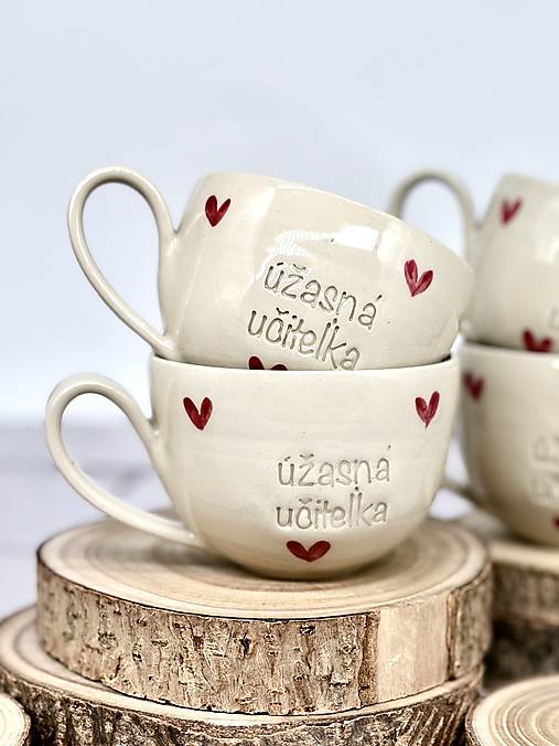Love - šálka cappuccino úžasná učiteľka (200ml, s uškom)