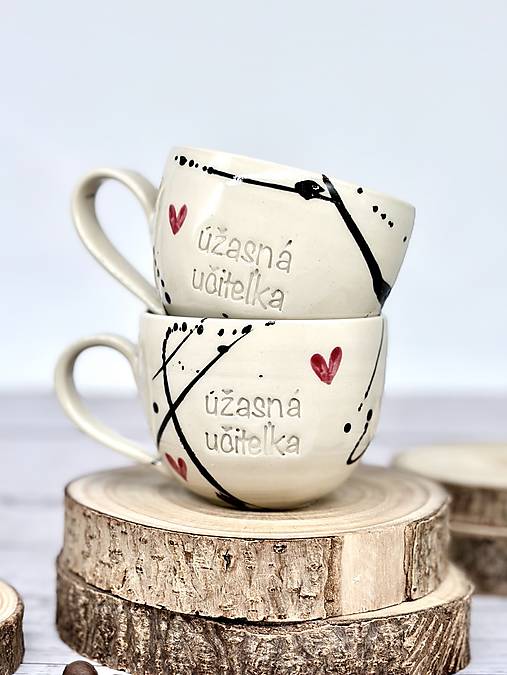 Love is in the air - šálka cappuccino úžasná učiteľka (200ml, s uškom)