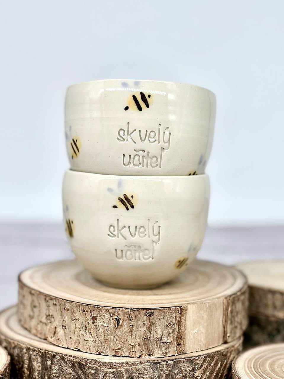 Bee - pohárik cappuccino skvelý učiteľ (200ml, bez uška)