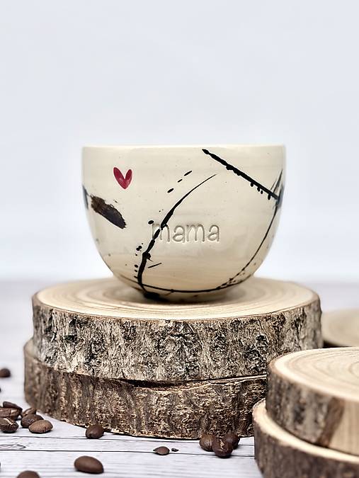 Love is in the air - pohárik latte mama (280ml, bez uška)