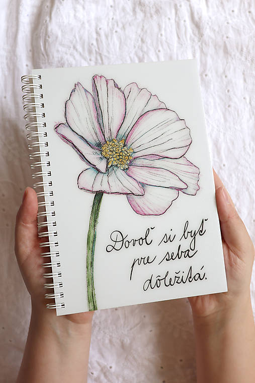 Dovoľ si byť pre seba dôležitá - krúžkový zápisník A5