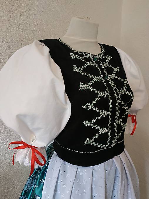 Vesty - Gemer - ľajblík - 18407809_