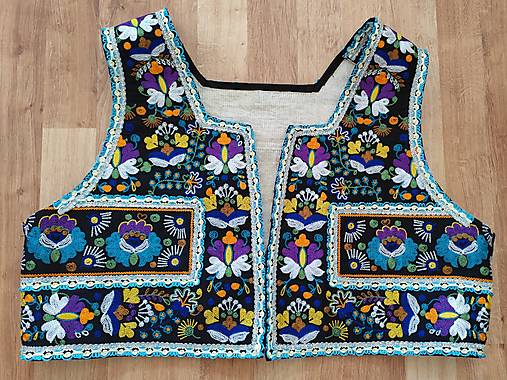Vesty - Novohrad, Ábelová - Ľajblík vyšívaný - 18407976_