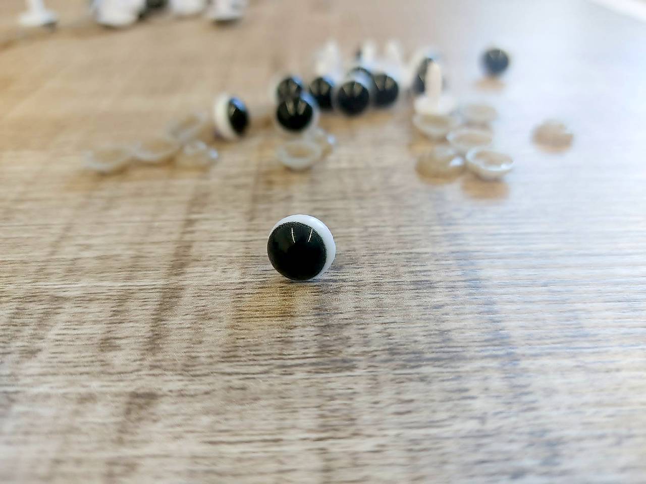 Bezpečnostné oko 10mm, 1ks
