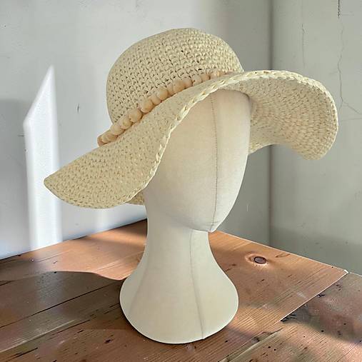 Čiapky, čelenky, klobúky - SUMMER rafia klobúk - 18411628_