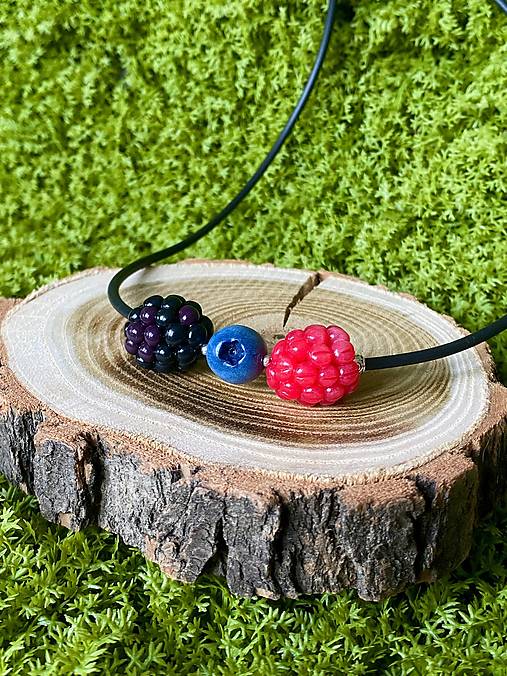 Náhrdelníky - Forest Berries Necklace - 18415028_
