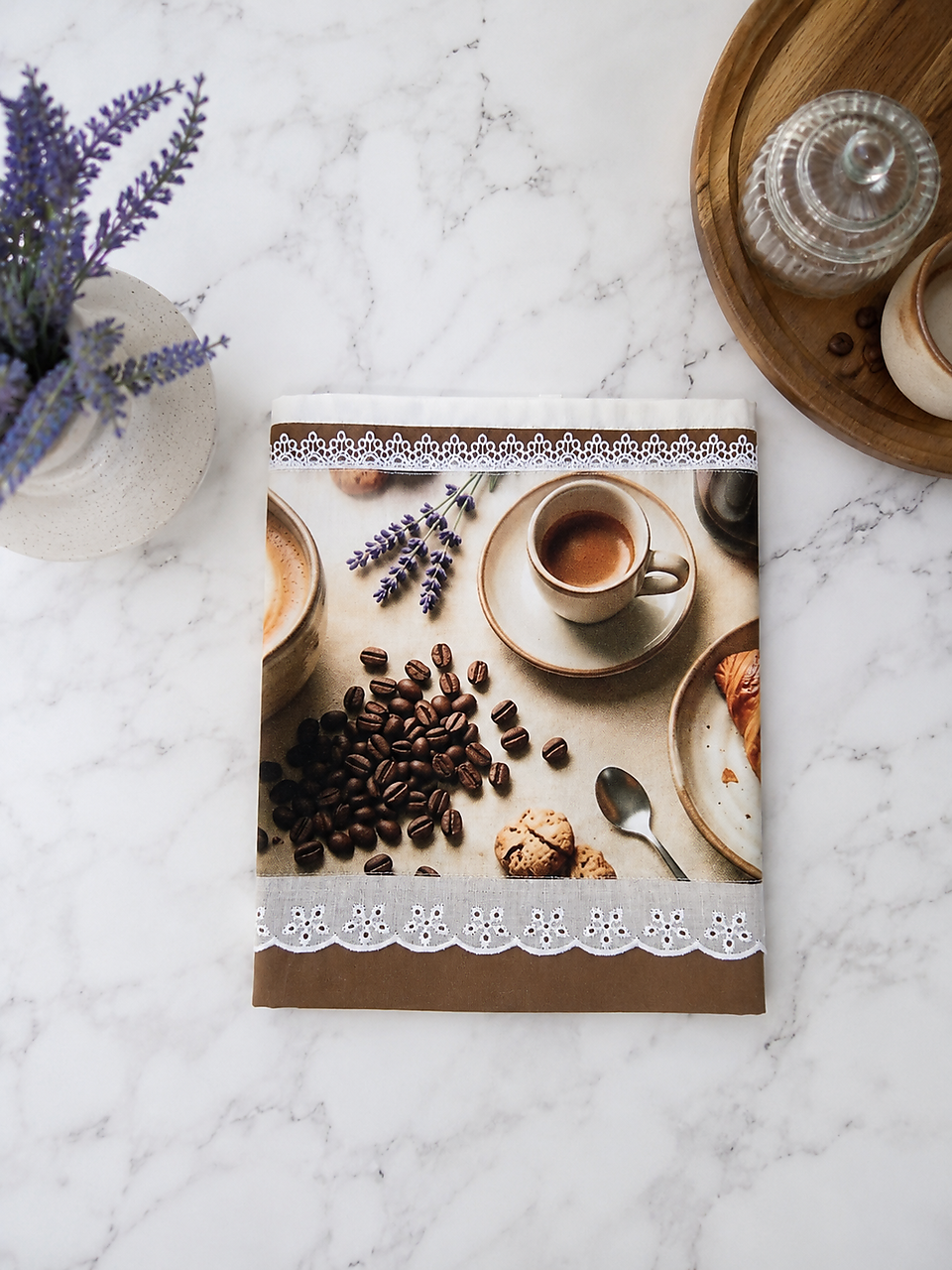 Bavlnená kuchynská utierka 70 × 50 cm – Káva a croissant – Kolekcia Káva