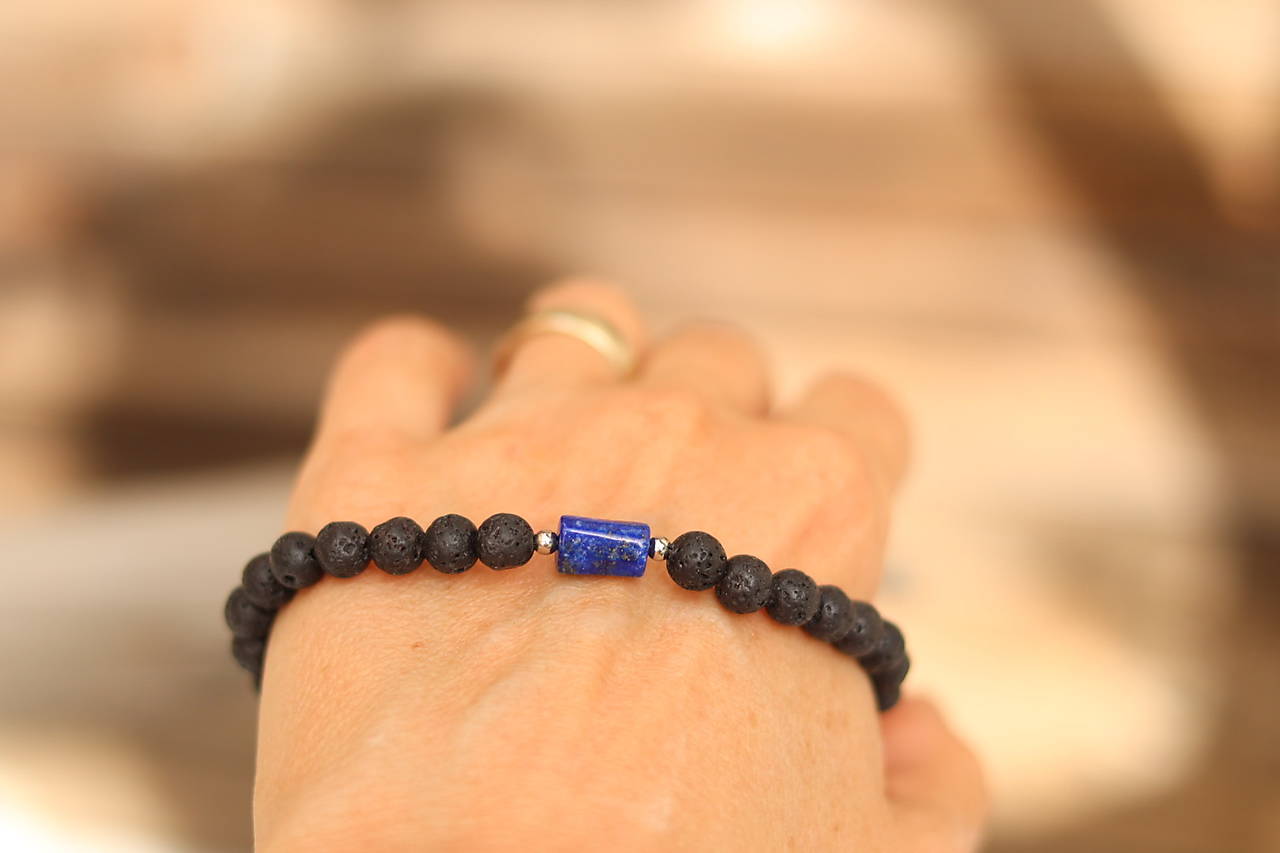 Pánsky náramok láva, lapis lazuli