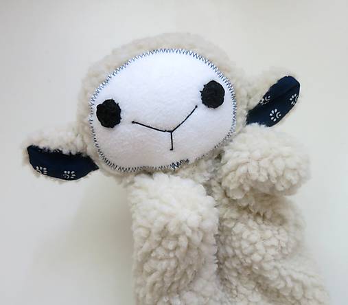 Maňuška na ruku - modrotlačová limitka (Ovečka huňatá)