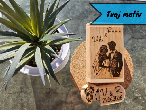Papiernictvo - USB kľúč drevený 32 GB + krabička - s vlastným motívom (USB kľúč drevený 32 GB + krabička) - 18422202_