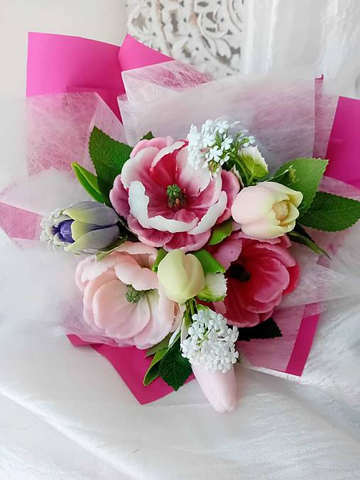 Dekorácie - Mydlová kytička s tulipánmi - 18426376_