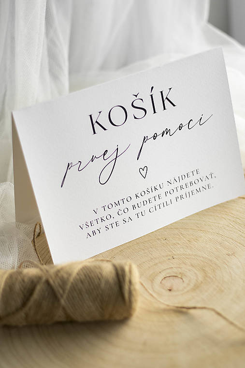Papiernictvo - Košík prvej pomoci - informačná kartička STRIEŠKA čiernobiela - 18429171_