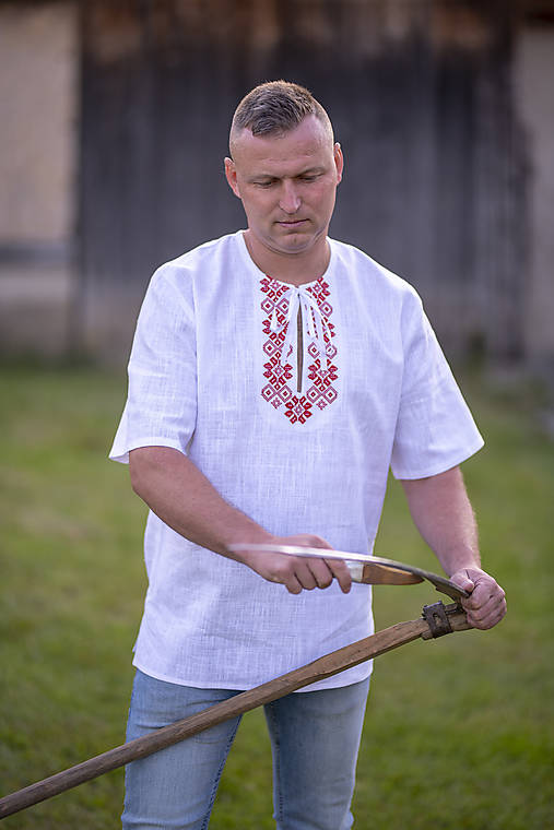 Pánske oblečenie - Pánska ľanová vyšívaná folklórna košeľa – vzor Kokava biela 1 - 18427336_