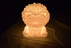 Svietidlá - 3D LED lampa Lev - 18432121_