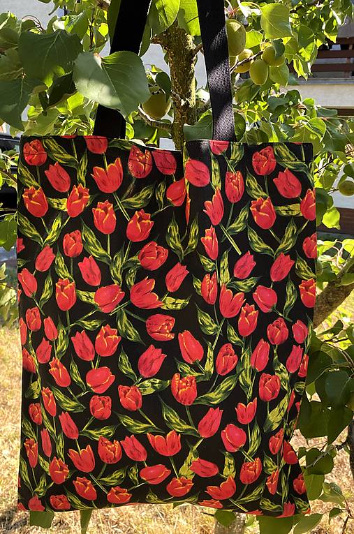 Nákupné tašky - Taška Tulipány na čiernej - 18435411_