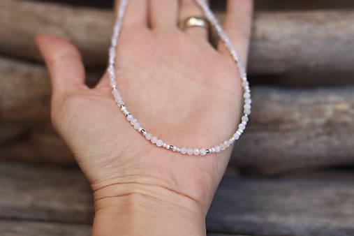 Náhrdelník choker mesačný kameň, perly