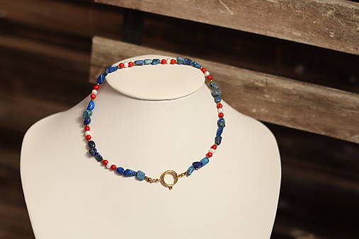 Náhrdelník choker s lapis lazuli