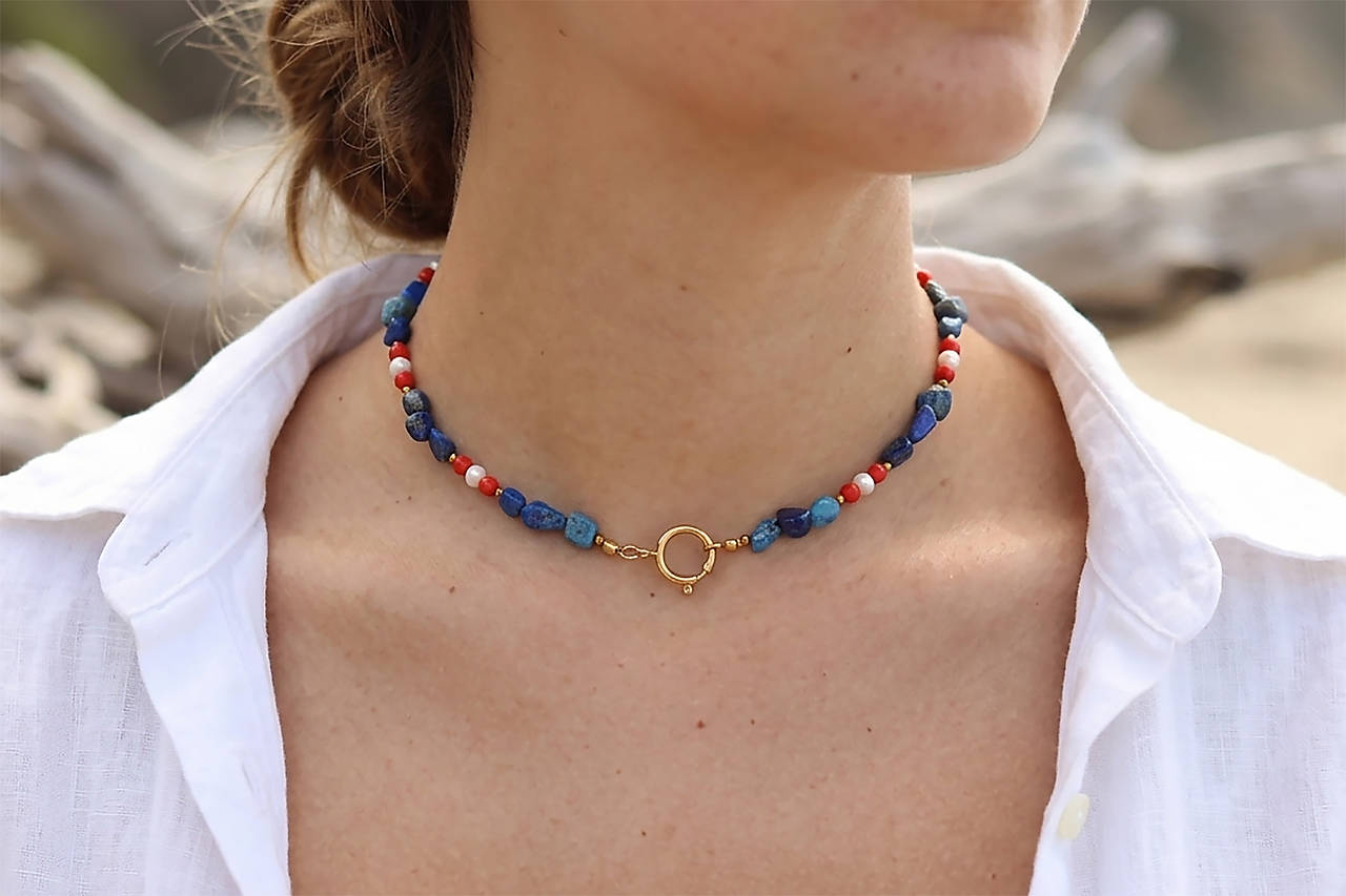 Náhrdelník choker s lapis lazuli