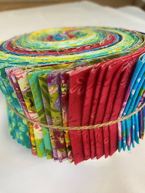 MOIRA Jelly-Roll pásy – Welcome Home II | 40 pásov 100 % bavlny | Jelly-Roll Rug