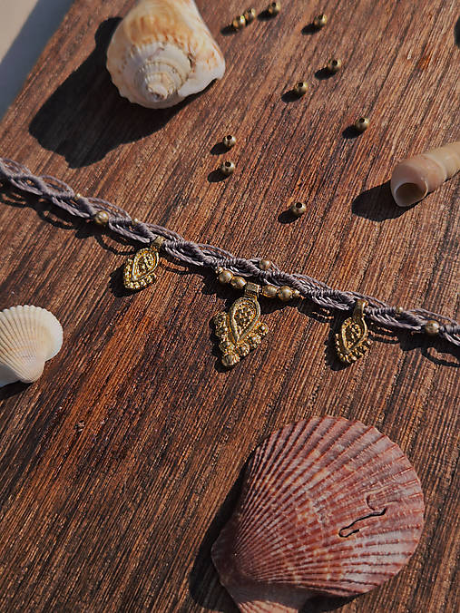Náhrdelníky - Micro macramé choker - 18438900_