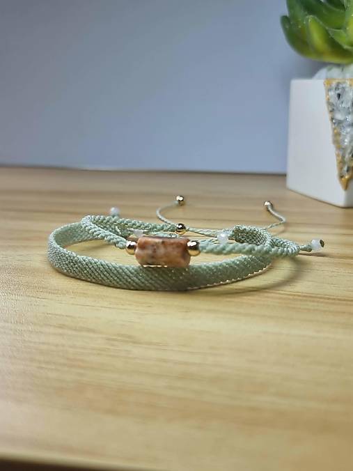 Náramky - Set macramé náramkov so slnečným kameňom – zelený - 18438950_