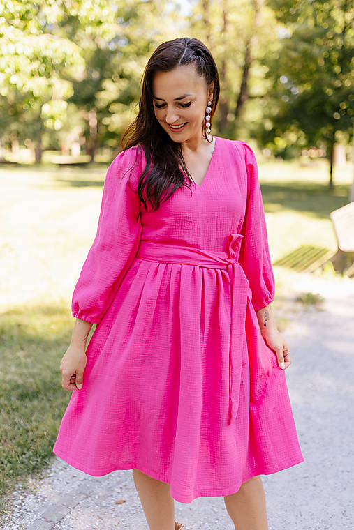 Oblečenie na dojčenie - Mušelínové maxi šaty "Boho Breeze" - fuchsia - 18443196_