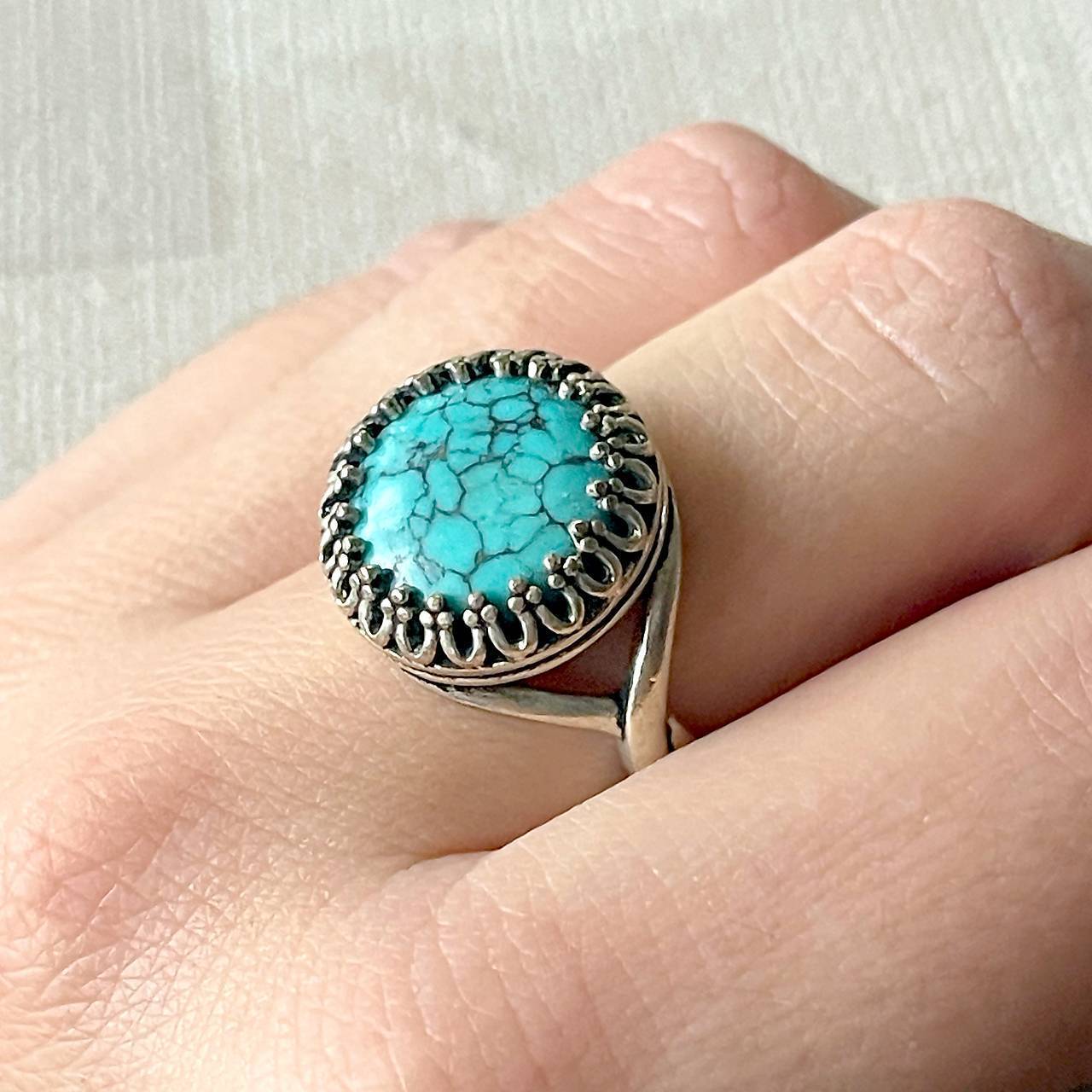 Turquoise Antique Silver Ring  / Vintage prsteň s prírodným tyrkysom E056