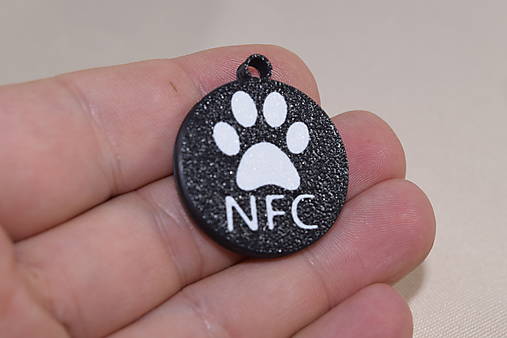 Pre zvieratá - NFC prívesok pre psa s vlastnými údajmi - 18449340_