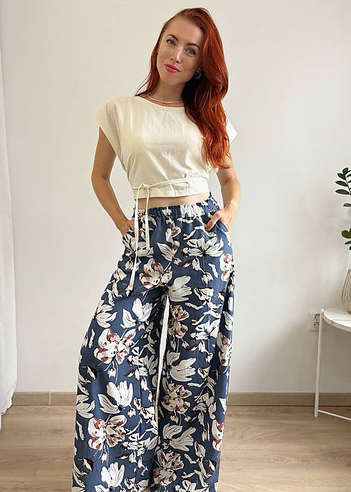Topy, tričká, tielka - Elegantný bavlnený viazací top Flow mini (kratšia verzia) - 18450049_