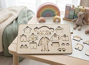 Hračky - Drevené vkladacie puzzle – Obleč dievčatko (Montessori hračka) - 18453437_