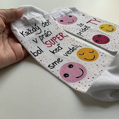 Maľované ponožky pre super KOLEGYŇU veselé farebné