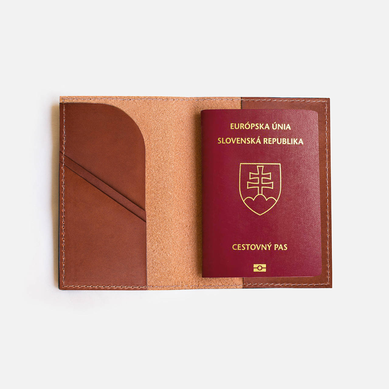 Kožený obal na pas s možnosťou personalizácie