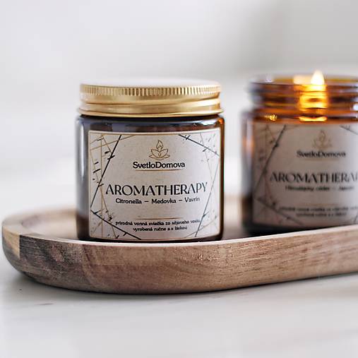 AKCIA - Sviečka zo  100% sójového vosku - AROMATHERAPY - BAVLNENÝ Knôt - 8vôní - 95g/28hod.