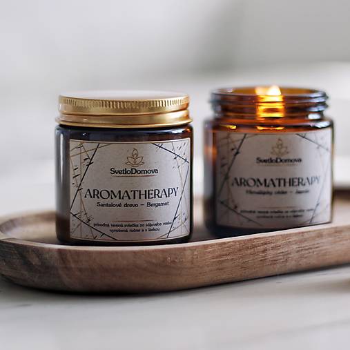 AKCIA - Sviečka zo  100% sójového vosku - AROMATHERAPY - BAVLNENÝ Knôt - 8vôní - 95g/28hod.