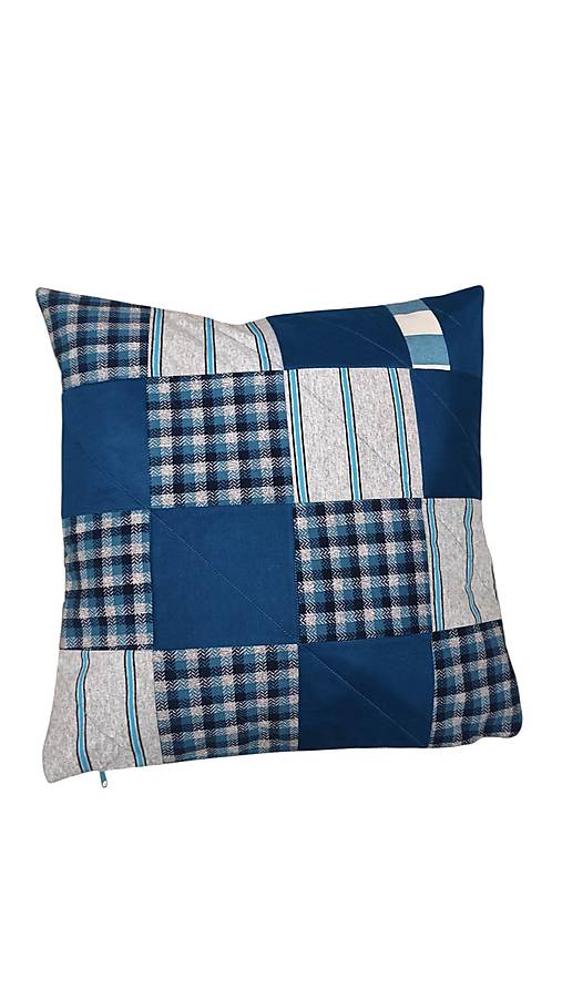 Úžitkový textil - Spomienkový vankúš z oblečenia - 18472090_