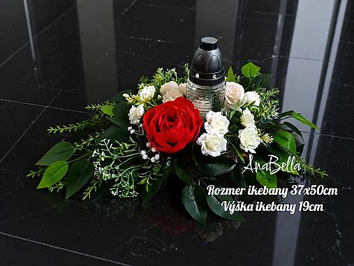 Dekorácie - Biela, béžová , jemná ikebana, kahanec na hrob  (Červená ruža) - 18483632_
