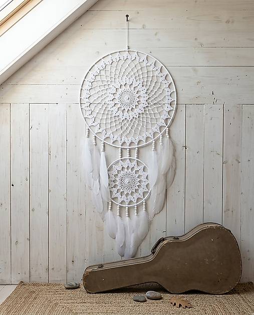 Dekorácie - Lapač zlých snov Náčelník Biely medveď 40 x 95 cm - 18483224_