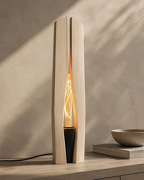 Svietidlá - NORVA · Halo — drevená stolová lampa z jaseňa - 18485787_