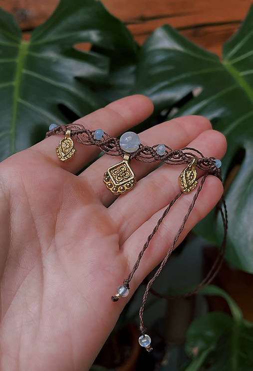 Náhrdelníky - Micro macramé choker s minerálmi - 18487802_