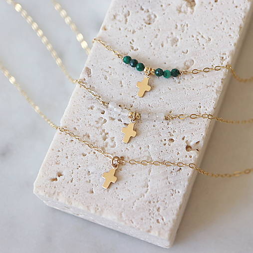 Náhrdelníky - ELPIS | Minimalistická retiazka s krížikom (gold filled) - 18494293_