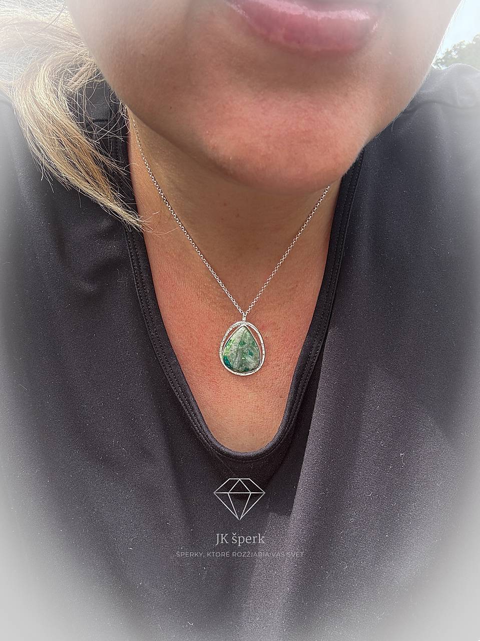 Strieborný 925/1000 prívesok so shattuckitom