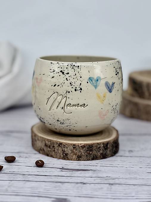 Farebné Srdiečka - pohárik latte elegán mama limited (330ml, bez uška)