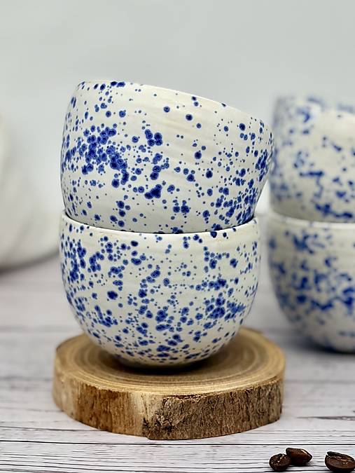 Blue Freckles - pohárik cappuccino (180-200ml, bez uška)