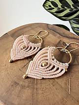 Náušnice - Macrame hojdavé náušnice (Perleťová baby ružová) - 18503364_
