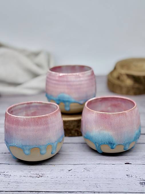 Soft Blush Sky - pohárik latte elegán (330ml, bez uška)