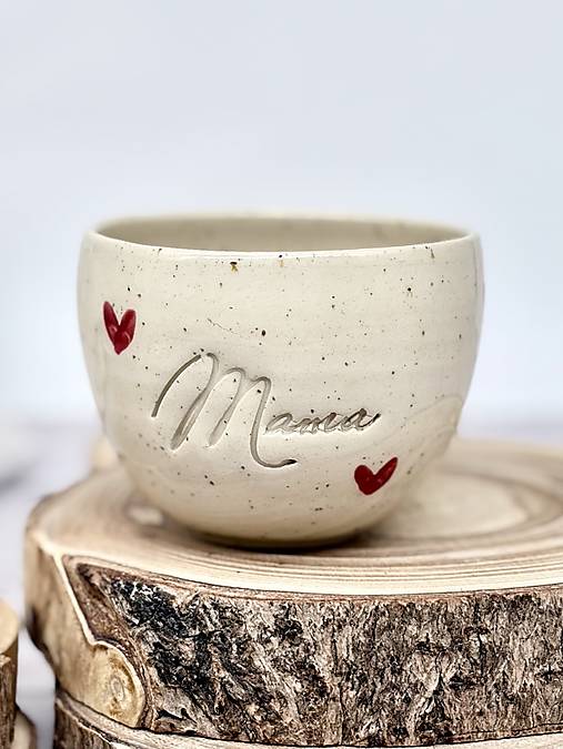 Dotty Love - šálka lungo mama limited (140ml, s uškom)