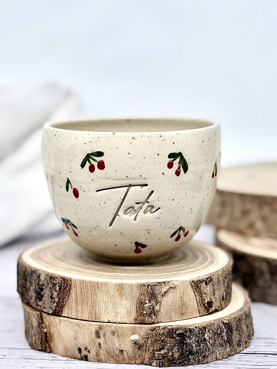Dotty Čerešne - pohárik cappuccino tata limited (180ml, bez uška)
