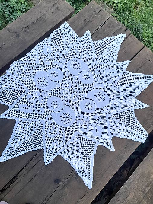 Úžitkový textil - vianočný obrus hviezda - 18527897_