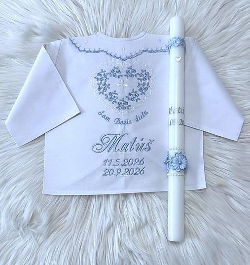 Detské oblečenie - košieľka na krst vyšívaná-biela,modrá  + sviečka personalizovaná - 18563527_