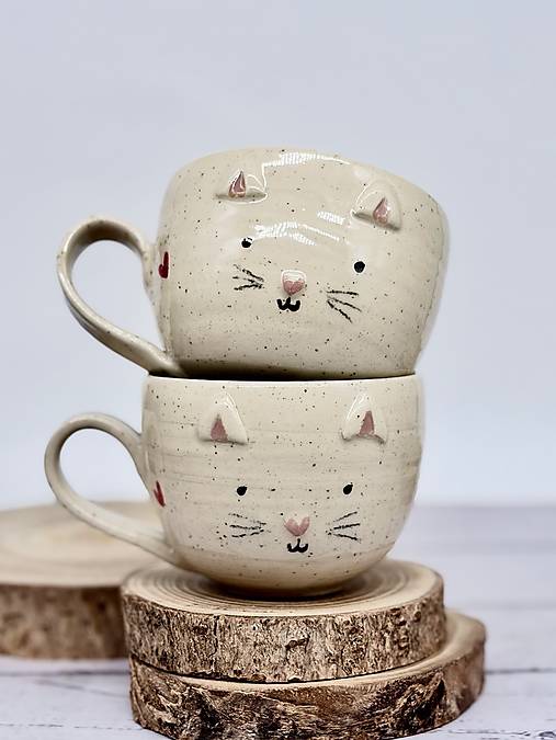 Dotty Mačička - šálka cappuccino (200ml, s uškom)
